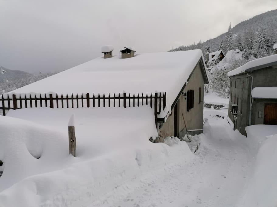 Chalet Del Paese Incantato モンチェニージオ エクステリア 写真